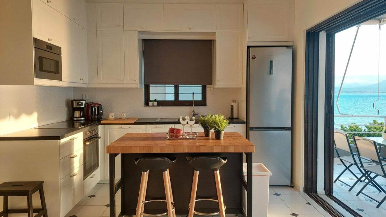 Loutraki Bay Apartment Екстериор снимка