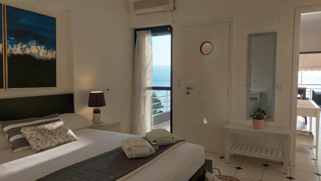 Loutraki Bay Apartment Екстериор снимка